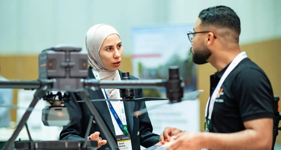 اليوم الثاني من معرض الخمسة الكبار يشهد زخماً أكبر مع جلساتٍ حوارية هامّة على امتداد سلسلة البناء