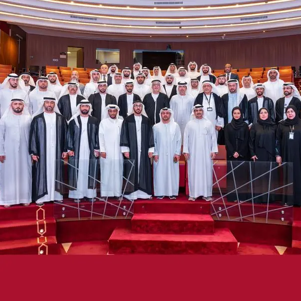First group of private mediators take legal oath in Abu Dhabi