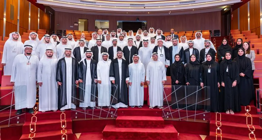 First group of private mediators take legal oath in Abu Dhabi