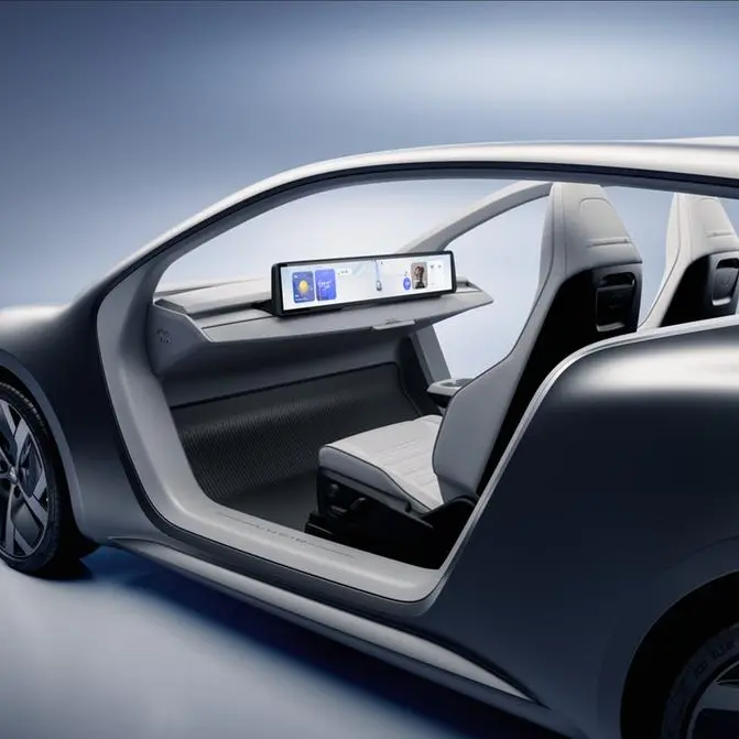 Lucid details upcoming midsize platform and announces new recurring revenue streams