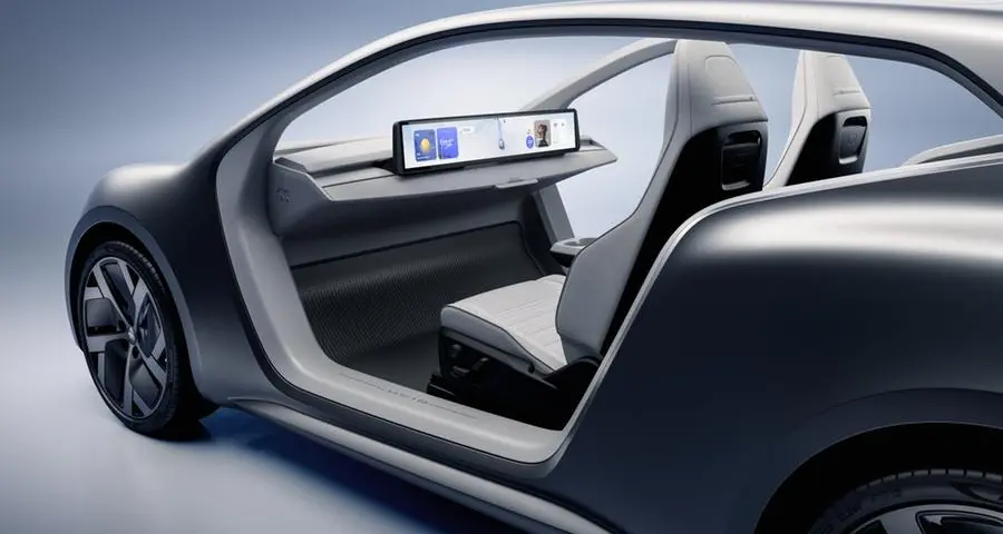 Lucid details upcoming midsize platform and announces new recurring revenue streams