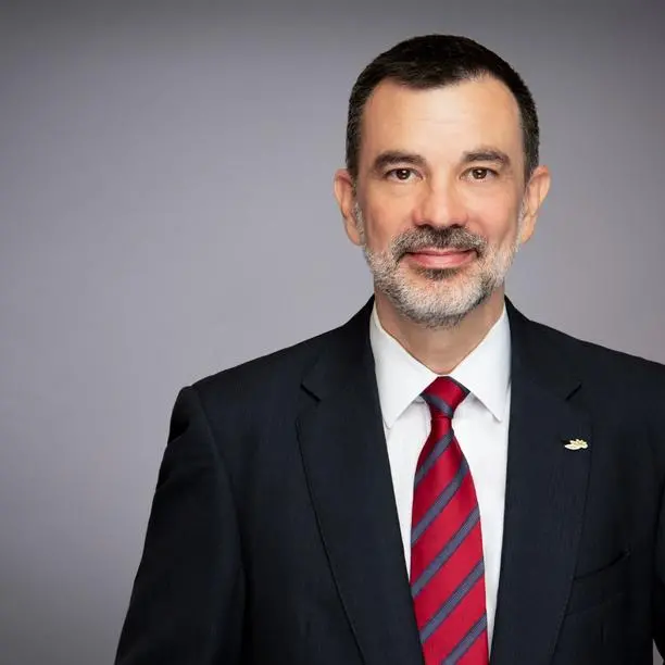 المشرق أول بنك إماراتي يقدّم للمصريين غير المقيمين حسابات فورية رقمية عبر الحدود