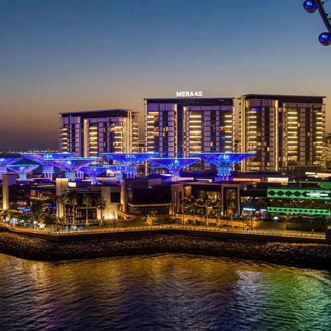 \"دبي للأداء الحي\" تدعم المواهب المحلية وتثري الساحات العامة بالأنشطة الفنية