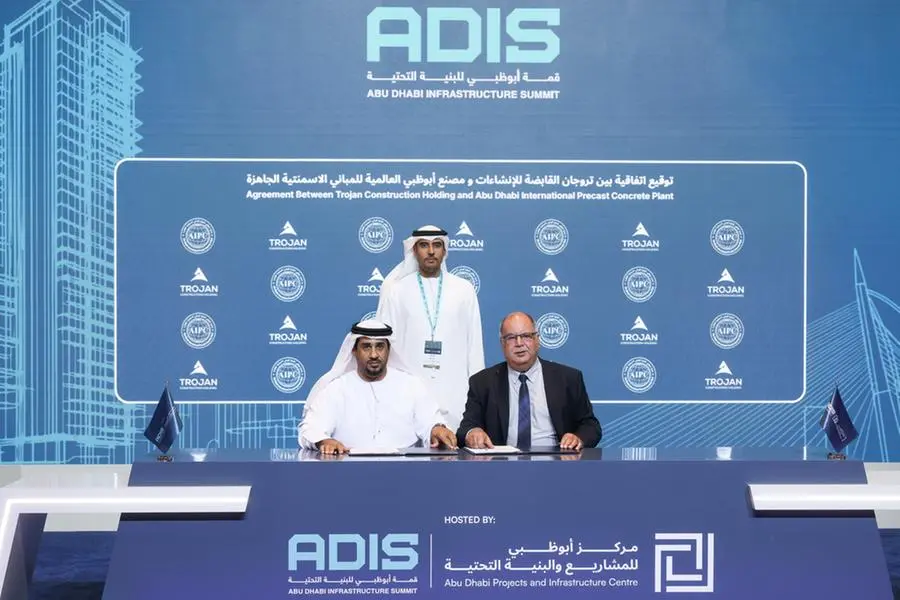 Hi-Tech Concrete Products and Abu Dhabi International Precast Plant sign agreement