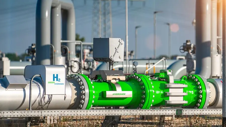 Masdar, OMV sign binding agreement to develop, operate new 140 MW green hydrogen plant in Austria