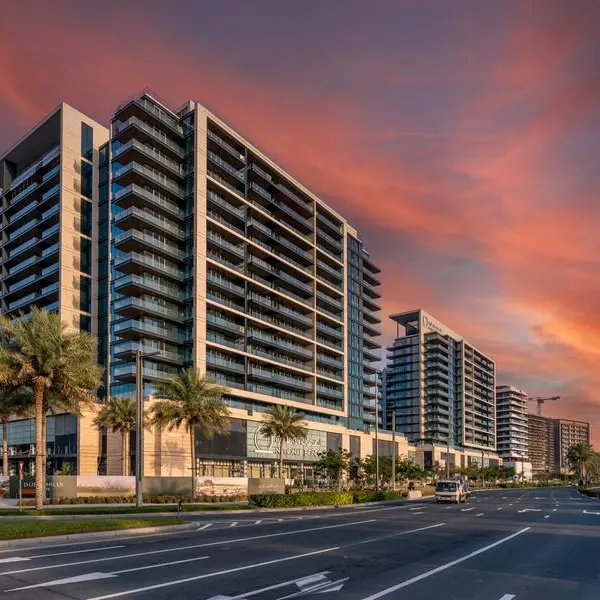 \"الوطنية العقارية\" تقترب من تسليم مشروع \"399 هيلز بارك\"… تجربة سكنية عصرية بقيمة مليار درهم في قلب دبي هيلز استيت