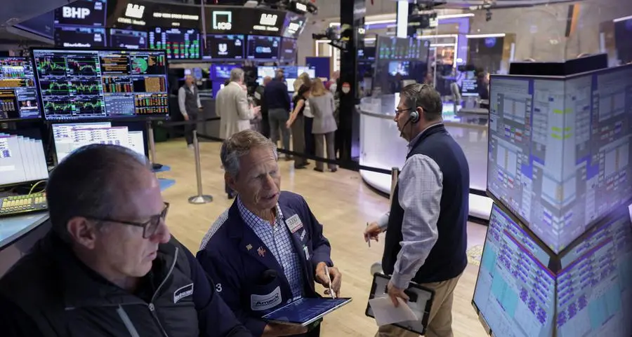 Stocks rise as SpaceX fever lifts tech; yen flat after BOJ hikes rates
