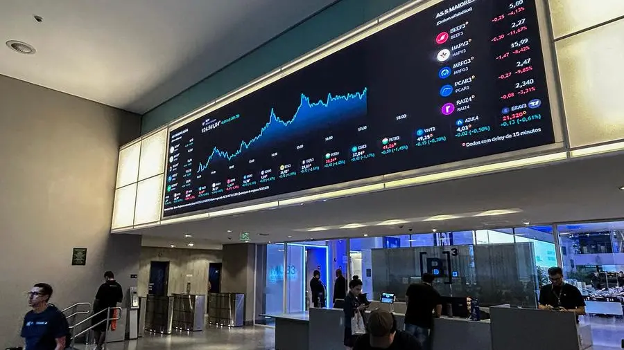 Stock markets, dollar climb before Fed rate decision