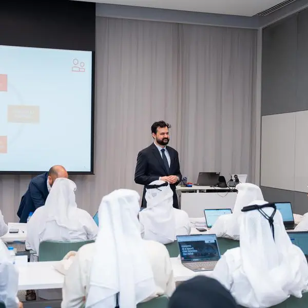 الهيئة الاتحادية للضرائب وأكاديمية الاقتصاد الجديد تعلنان بدء تدريب المواطنين ضمن الدفعة الأولى من برنامج \"الوكيل الضريبي الإماراتي\"