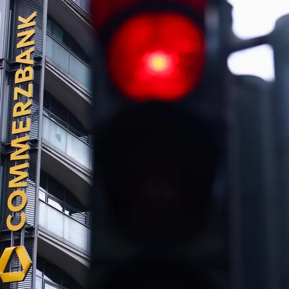 UniCredit closes in on Commerzbank as battle enters endgame