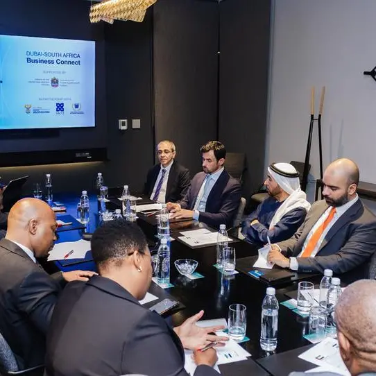 غرف دبي تبحث مع رئيس وزراء مملكة ليسوتو تطوير العلاقات التجارية والاستثمارية