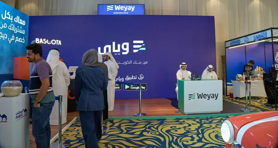 Weyay Bank sponsors \"Choose Your Major\" exhibition for high school students