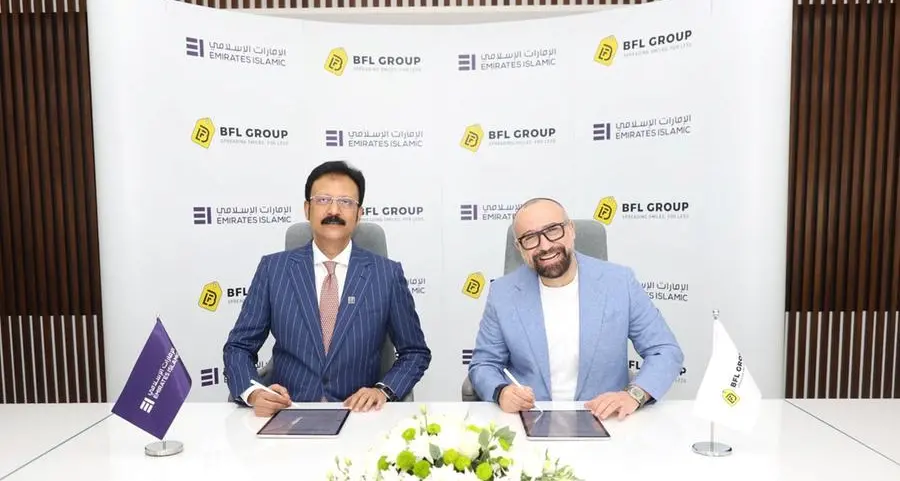 الإمارات الإسلامي يعلن عن تسهيلات تمويلية بقيمة 250 مليون درهم مرتبطة بمعايير الاستدامة لصالح مجموعة \"براندز فور لس\"