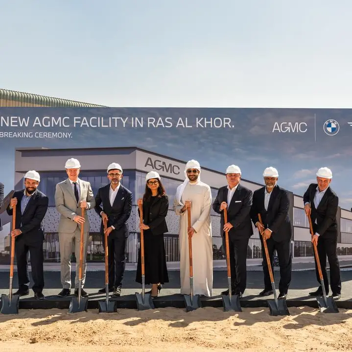 المركز الميكانيكي للخليج العربي يضع حجر الأساس لصالة عرض BMW وMINI الجديدة في رأس الخور