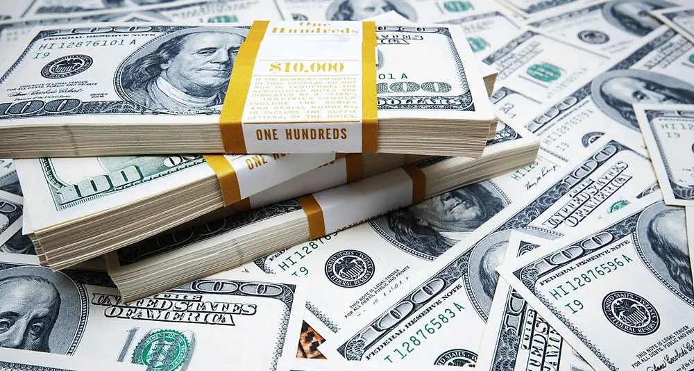 زاوية بودكاست: صفقة إماراتية في أوروبا وأحدث طرح في السعودية