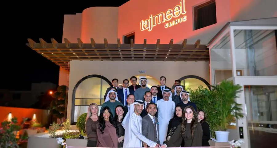 Al Zeyoudi reaffirms UAE’s leadership in advanced healthcare, cosmetic medicine