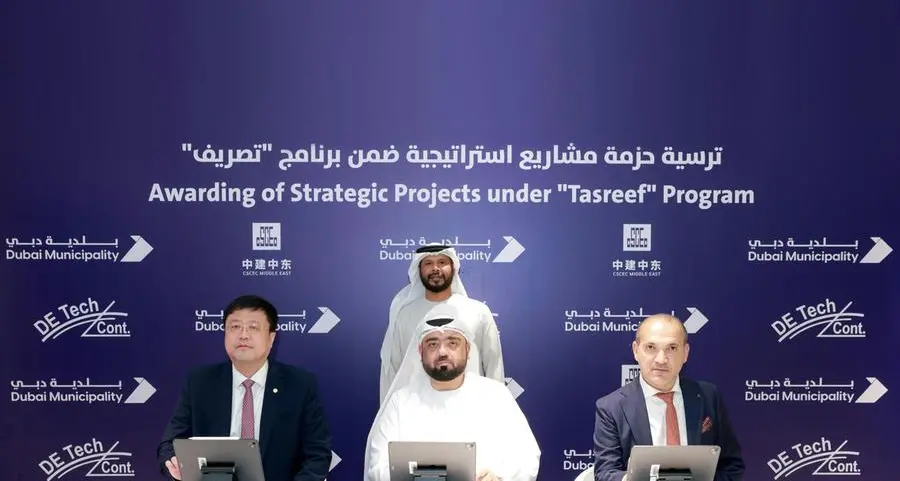 بلدية دبي تُرسي عقود خمسة مشاريع ضمن برنامج \"تصريف\" بتكلفة إجمالية 2.5 مليار درهم