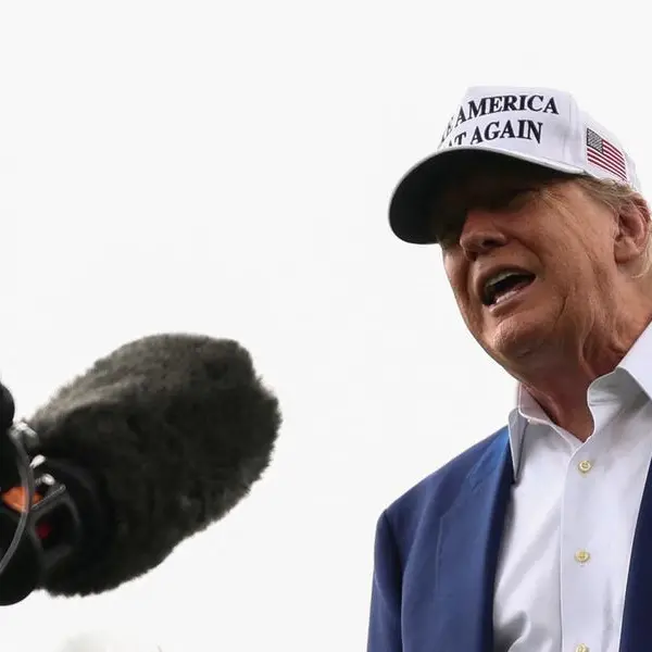 Trump knocks Fed's Powell, muses about appointing himself to lead central bank