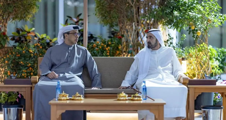 Sheikh Mohammed discusses ways to accelerate UAE’s comprehensive development journey