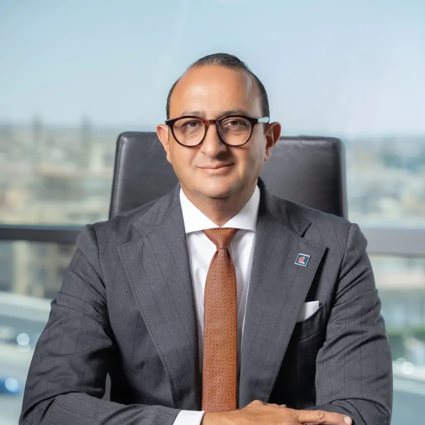 البنك المصري لتنمية الصادرات EBankيحصل علي جائزة افضل بنك في التجارة الخارجية بمصر