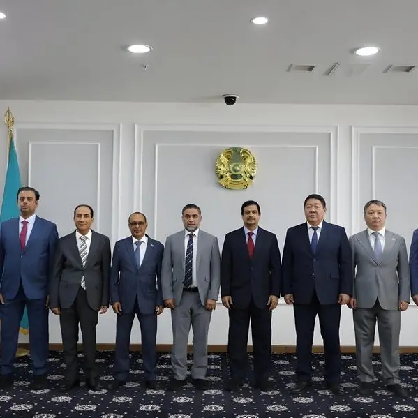 وفد \"قضاء أبوظبي\" يطلع على الأنظمة القضائية والإصلاحية في كازاخستان