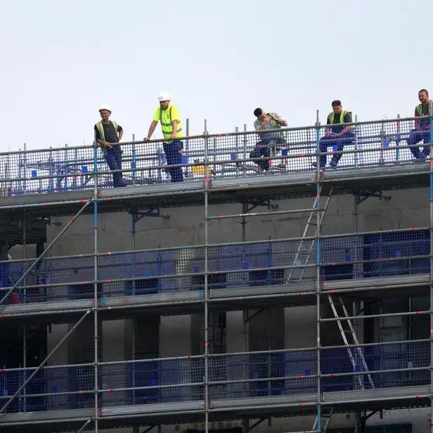 'Urgent action' needed to protect workers from heat stress in warming world, UN says