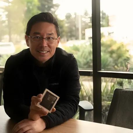 سامبا نوفا تطلق أسرع شريحة للذكاء الاصطناعي الوكيل في العالم وتتعاون مع إنتل وتجمع تمويل بأكثر من 350 مليون دولار