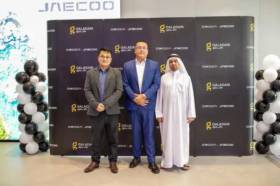 Top officials of OMODA & JAECOO and Galadari at the opening of Fujairah showroom. Image Courtesy: OMODA & JAECOO