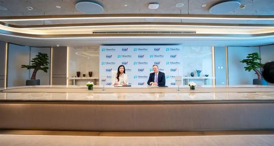 بنك أبوظبي الأول و\"تي. رو برايس\" يعلنان عن شراكة استراتيجية لتعزيز حلول الاستثمار في دول مجلس التعاون الخليجي