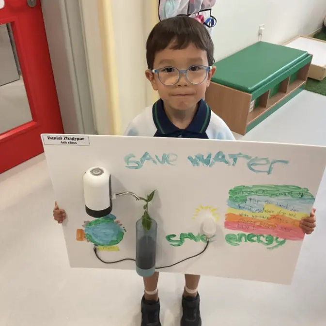 Repton Abu Dhabi celebrates Eco-Schools Green Flag award at Abu Dhabi Sustainability Week