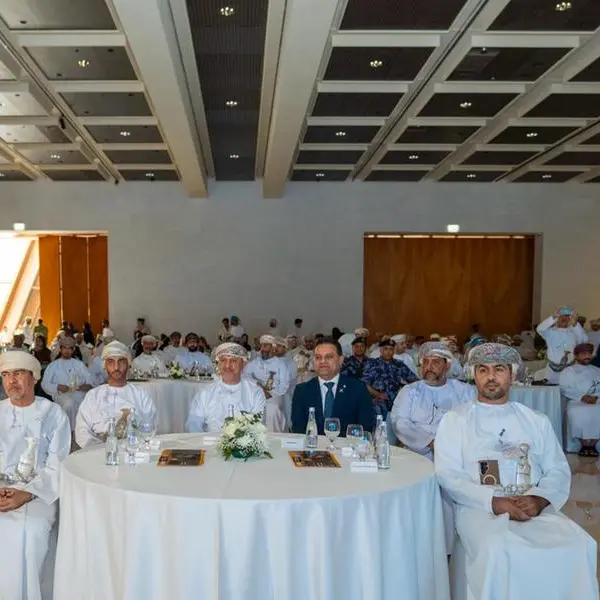 \"عُمان شل\" تطلق النسخة السابعة من \"هدية شل للوطن\" بمبادرة نوعية لدعم جهود تطوير حارة العقر في نزوى