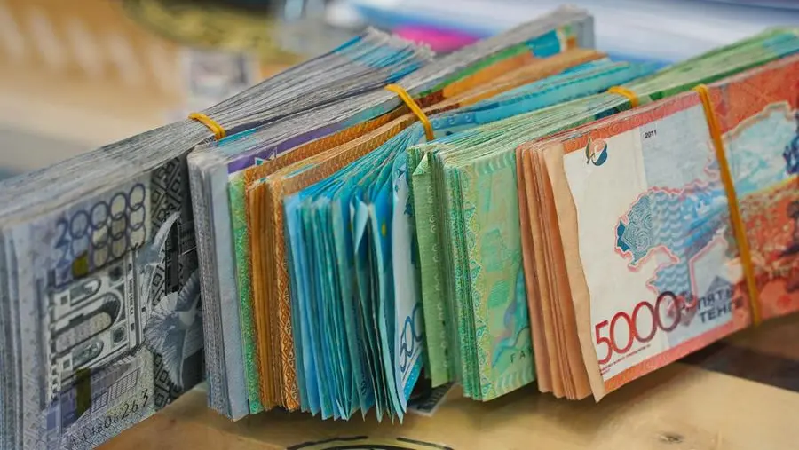 Kazakhstan says it plans to issue up to $1.5bln of eurobonds, $350mln of panda bonds in 2026