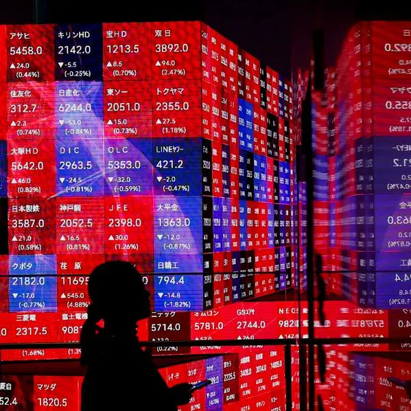 Asia shares wary, oil choppy on Hormuz doubts