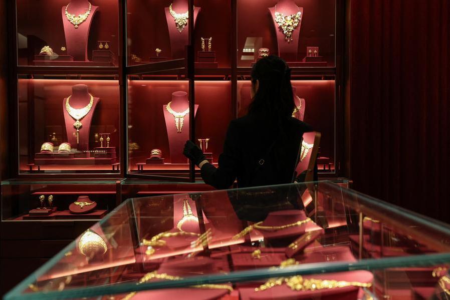 Gold steady as markets await US-Iran nuclear talks outcome