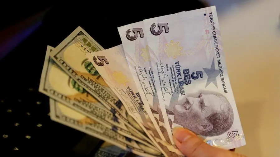 Dollar firms after strong US jobs data, pushes yen through 160 level