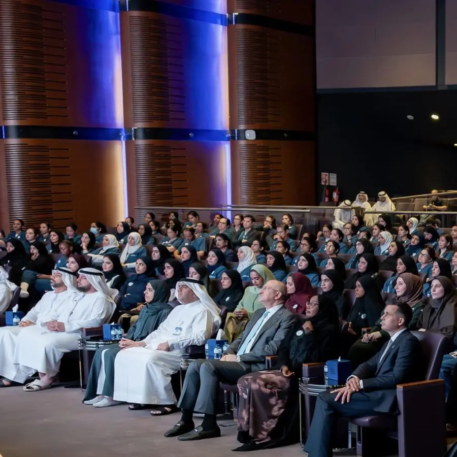 \"دبي الصحية\" تدعم مهنة التمريض عبر منظومة من المبادرات والبرامج التطويرية