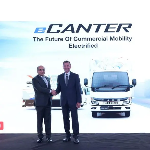فوسو تطلق شاحنة eCanter الكهربائية بالكامل الجديدة في الإمارات العربية المتحدة