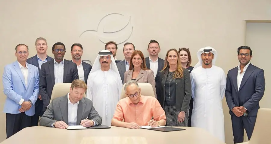 \"دي بي ورلد\" تتعاون مع \"باي-بال\" في حلول المدفوعات الرقمية للتجارة عبر الحدود