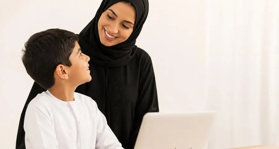 \"ألف للتعليم\" تدعم استمرارية التعلّم لأكثر من 246 ألف طالب على امتداد الدولة