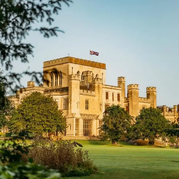 EY Academy and Hult Ashridge Executive Education launch research-led leadership program designed for GCC women executives