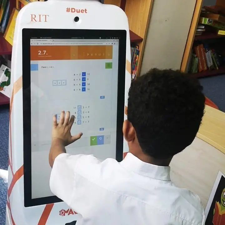 RIT Dubai study shows improvement in academic performance with integration of AI and robotics
