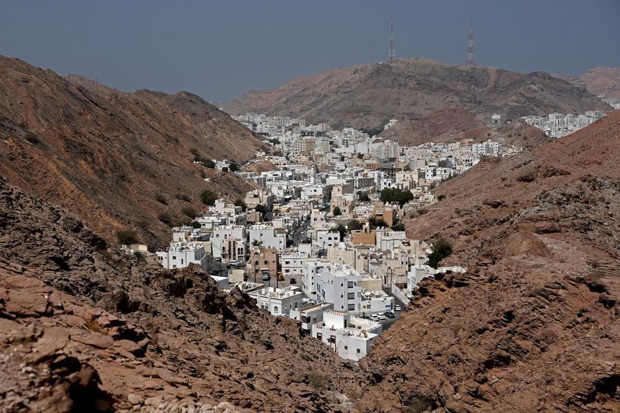 Oman: OPAZ signs $189.6mln deals for Dhahirah SEZ infrastructure