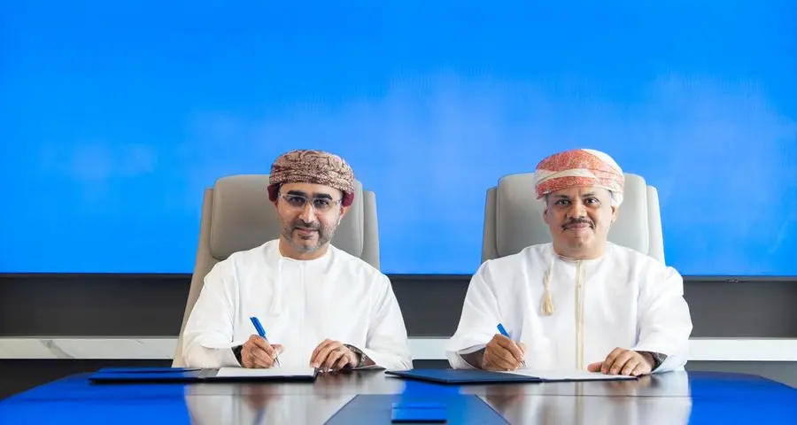 Alizz Islamic Bank and Development Bank sign MoU
