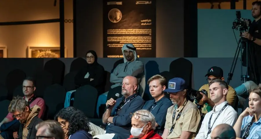 كريستيان هوغه يعيد مساءلة علاقة الإنسان بالطبيعة عبر مشروع بصري صادم في \"اكسبوجر 2026\"