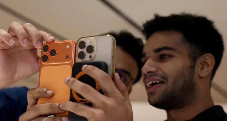 India warns Apple it will proceed with antitrust case after company plays for time