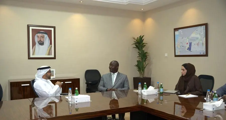 Sharjah explores cooperation with Guinean cities in higher education and civil aviation