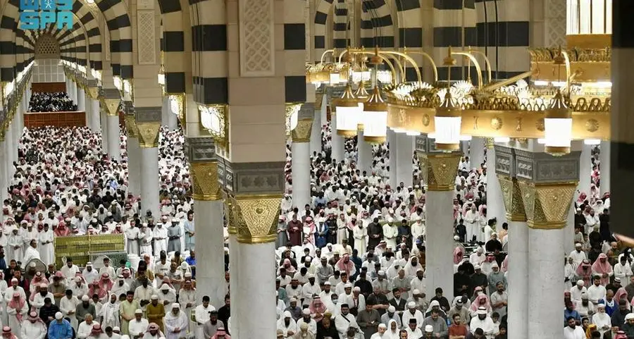 Six categories are permitted to enter Makkah with an Absher permit