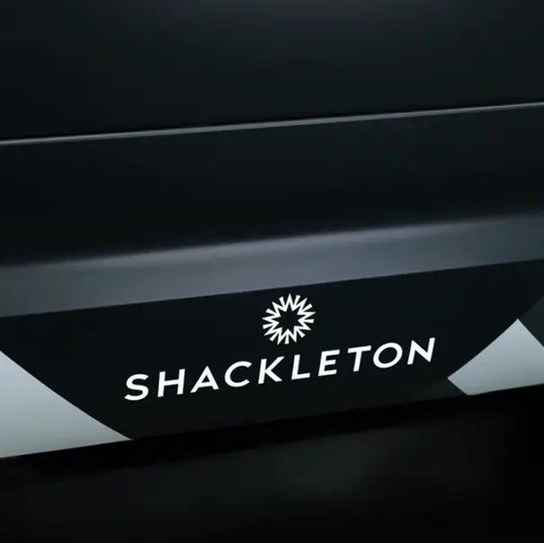 Defender Rally partners with Shackleton as official expedition apparel supplier