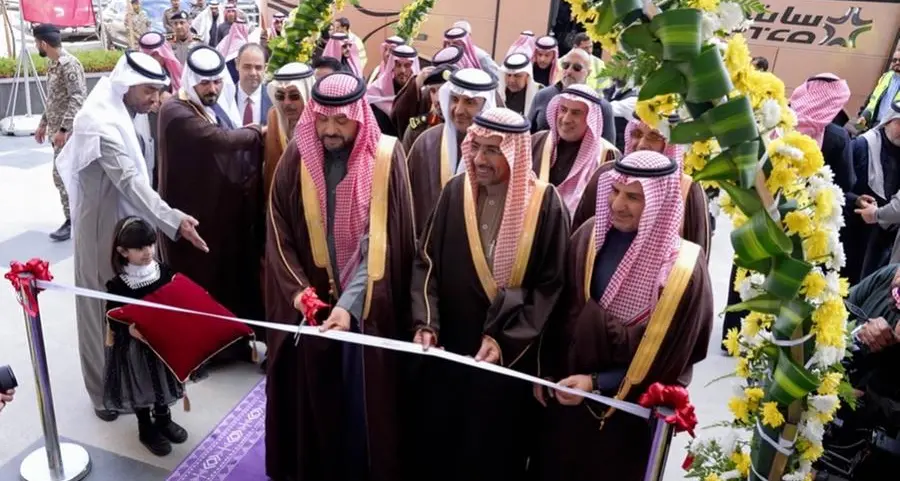 صاحب السمو الملكي أمير منطقة الحدود الشمالية يفتتح فندق موڤنبيك وعد الشمال