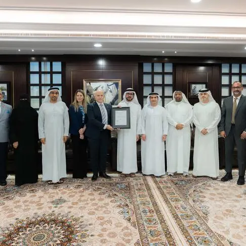 هيئة كهرباء ومياه دبي تنال شهادة المعيار العالمي لسعادة الموظفين ورفاهيتهم مسجلة 97.50%